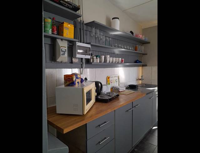 7 BEDROOM HOUSE FOR SALE IN GEDULD